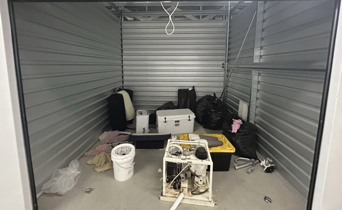 10 x 10 storage unit in Charleston, SC