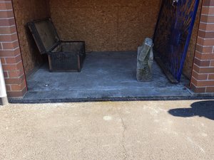 10 x 10 storage unit in Beaverton, OR