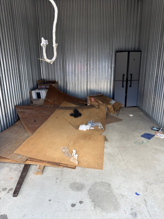 10 x 15 storage unit in Warren, MI