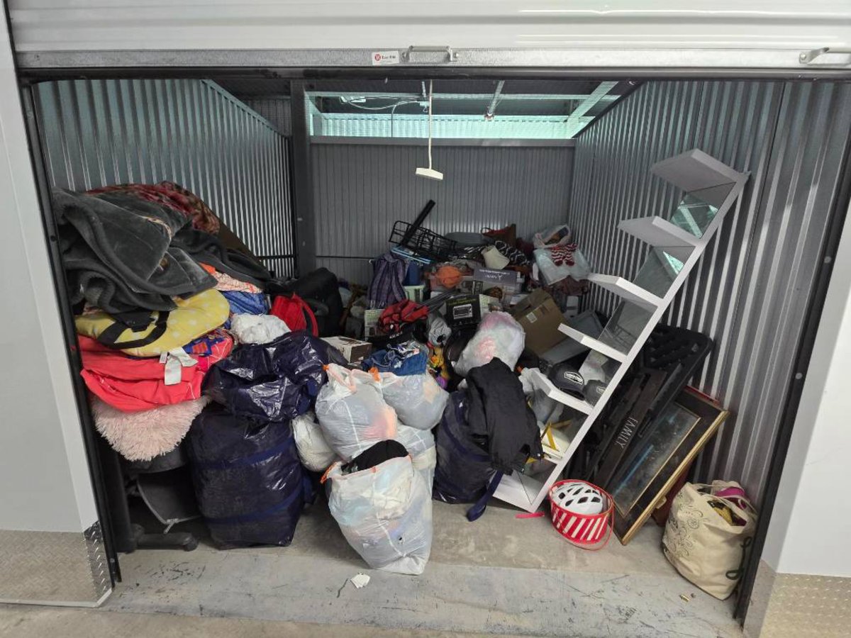 10 x 10 storage unit in Tucson, AZ