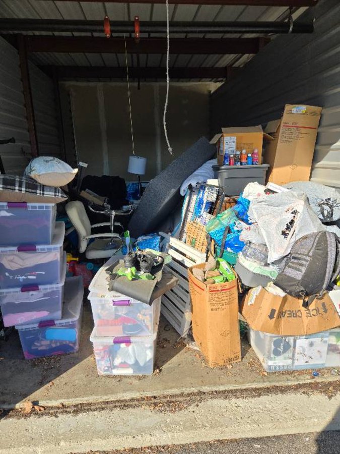 10 x 20 storage unit in Vernon Hills, IL