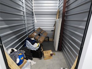 5 x 10 storage unit in Fayetteville, NC