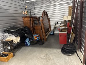 10 x 15 storage unit in Midlothian, TX