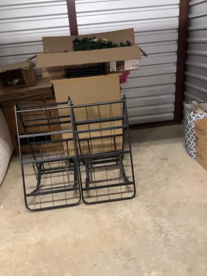 10 x 7 storage unit in Huntsville, AL