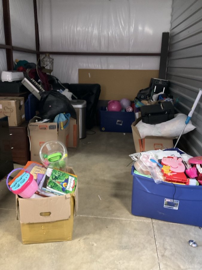 10 x 15 storage unit in Huntsville, AL