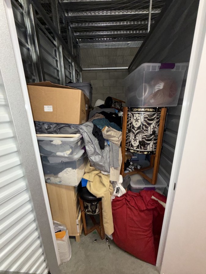 5 x 10 storage unit in North Hollywood, CA