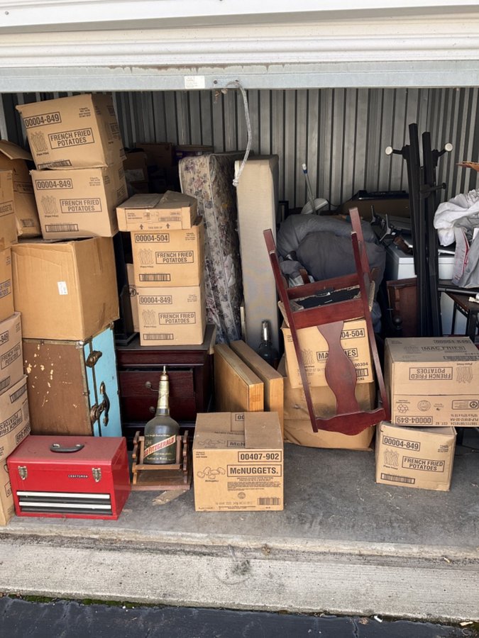 10 x 15 storage unit in Louisville, KY