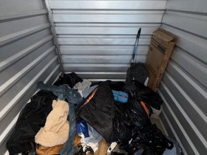 5 x 5 storage unit in North Hollywood, CA
