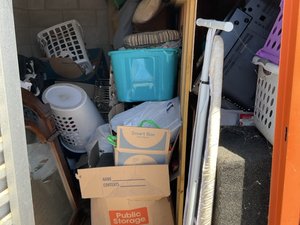 10 x 10 storage unit in Huntsville, AL