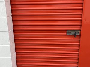 5 x 10 storage unit in Huntsville, AL