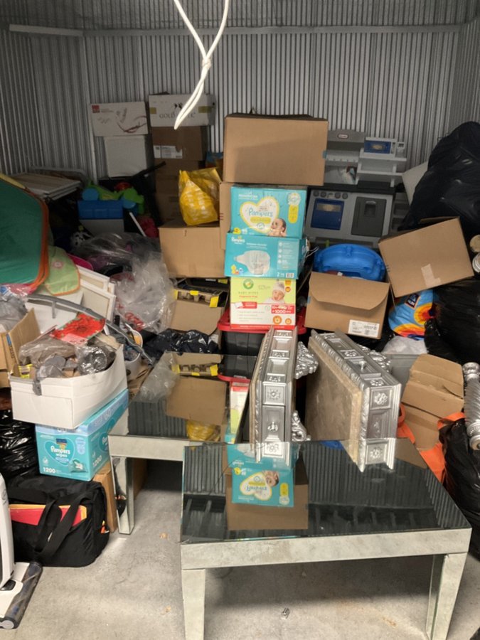 10 x 15 storage unit in Louisville, KY