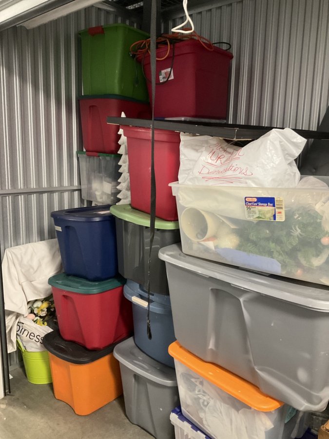 10 x 5 storage unit in Louisville, KY