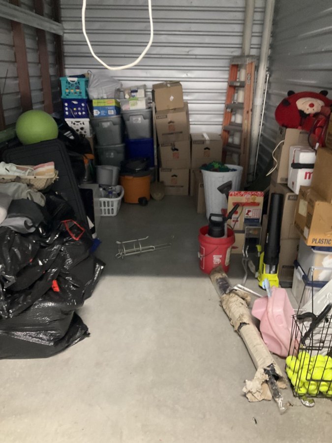 10 x 15 storage unit in Louisville, KY