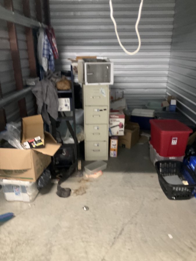 10 x 15 storage unit in Louisville, KY
