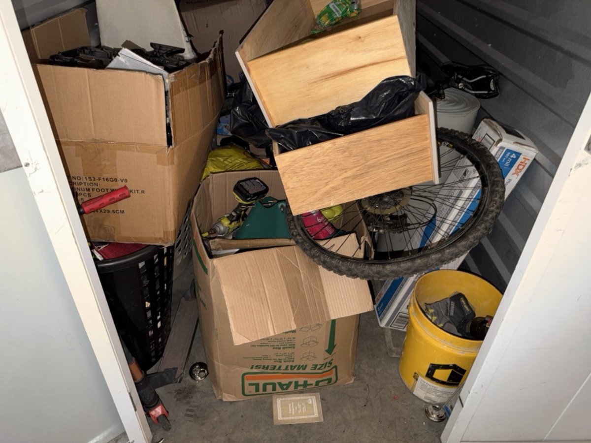 5 x 7 storage unit in Anaheim, CA