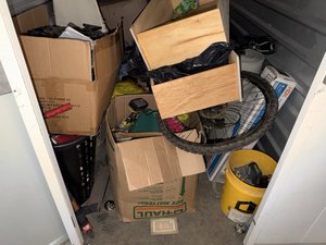 5 x 7 storage unit in Anaheim, CA