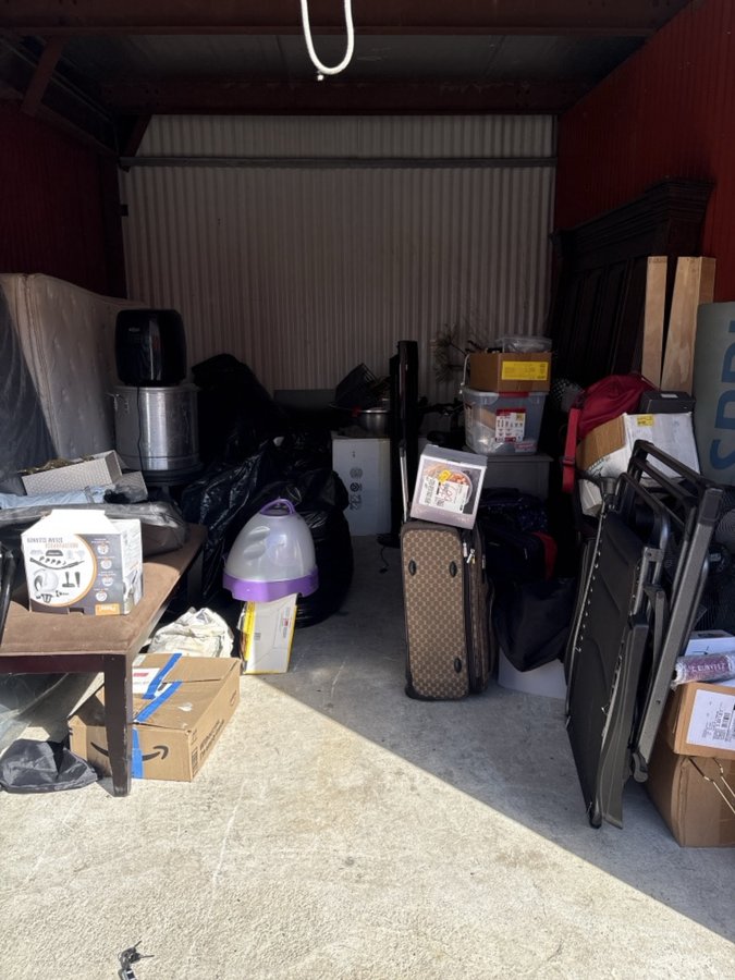 10 x 15 storage unit in Tinley Park, IL