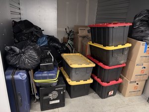 10 x 10 storage unit in Buena Park, CA