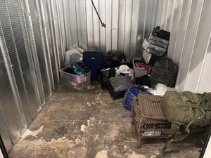 8 x 10 storage unit in Anaheim, CA