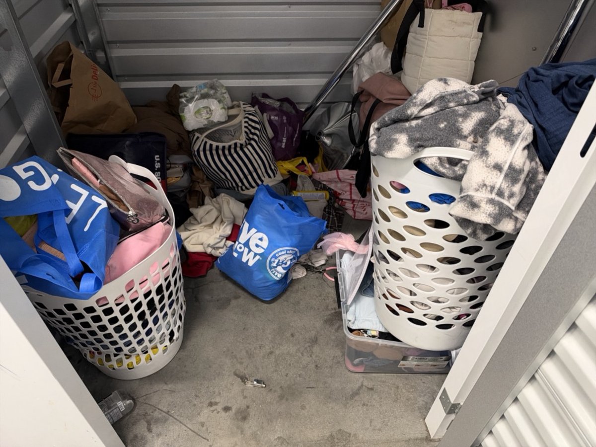 5 x 5 storage unit in Buena Park, CA