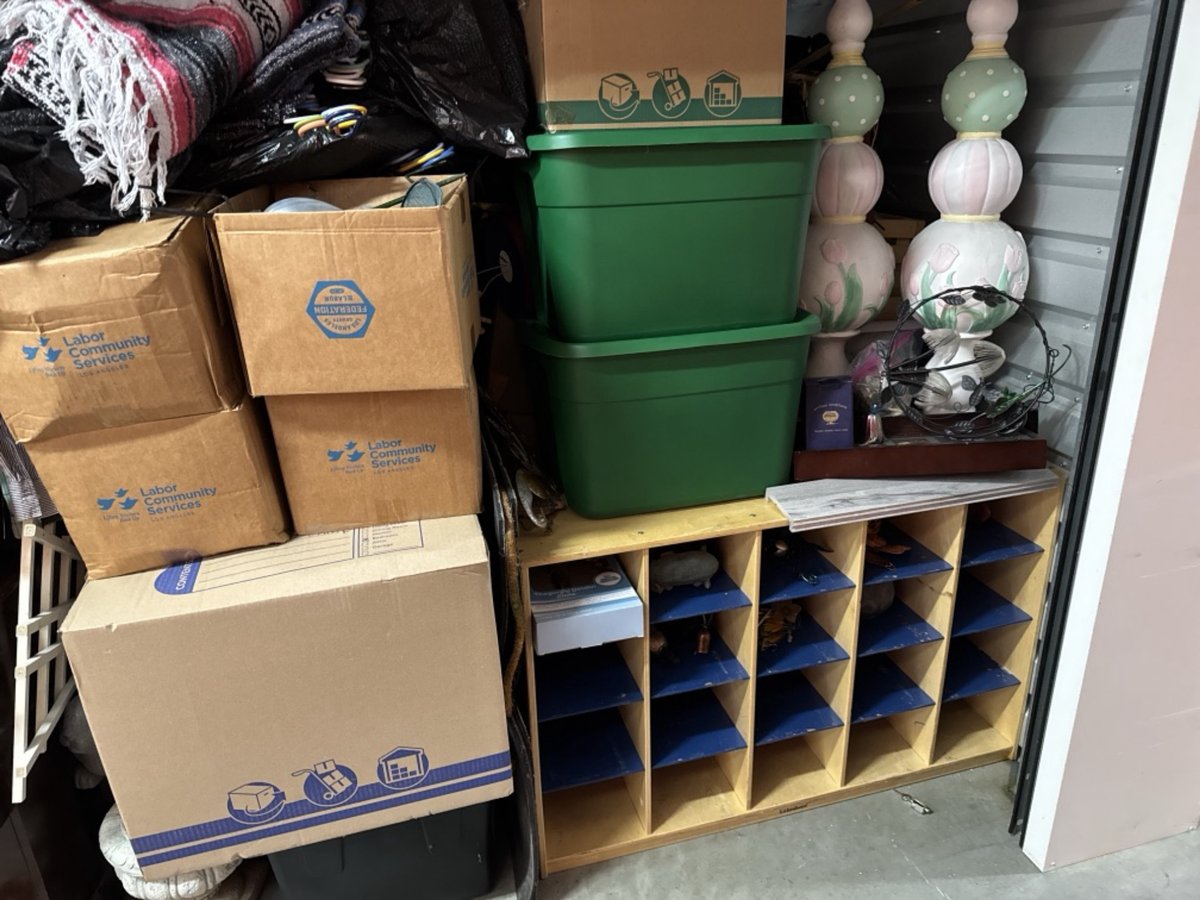 10 x 10 storage unit in Orange, CA