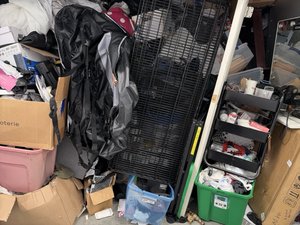 10 x 10 storage unit in Buena Park, CA