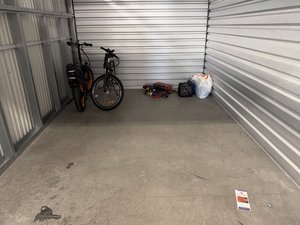 10 x 14 storage unit in Orange, CA