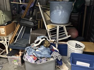 10 x 10 storage unit in Eastpointe, MI