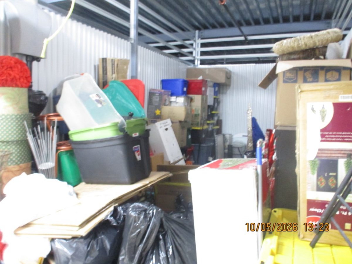 10 x 20 storage unit in Blue Island, IL
