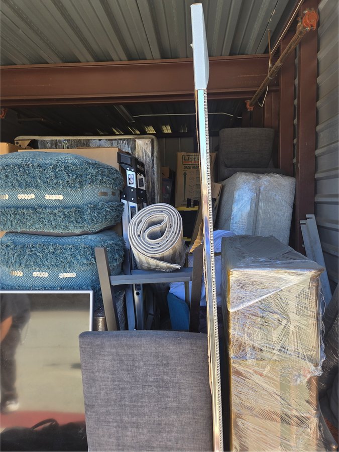10 x 25 storage unit in La Mesa, CA