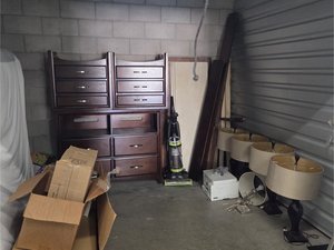 10 x 10 unit in La Mesa