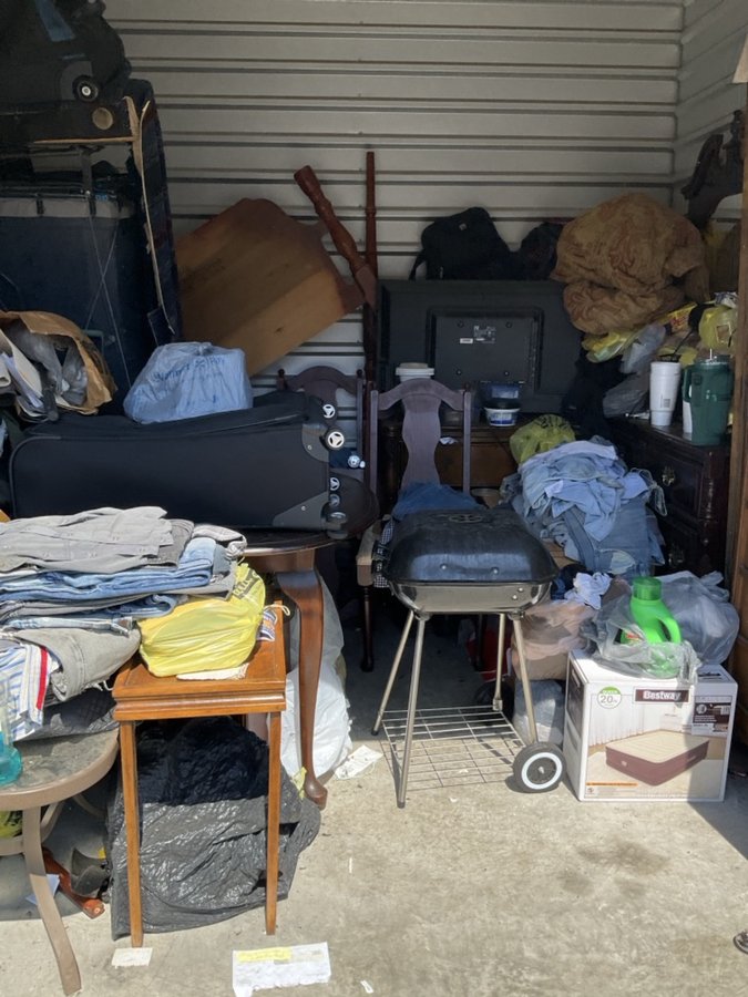 10 x 10 storage unit in Decatur, AL