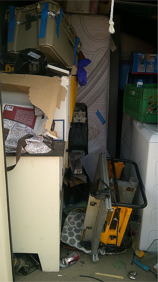 10 x 10 storage unit in Tucson, AZ