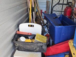 5 x 10 storage unit in Sacramento, CA