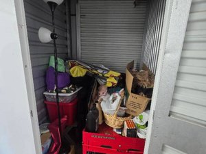 5 x 5 storage unit in Stockton, CA