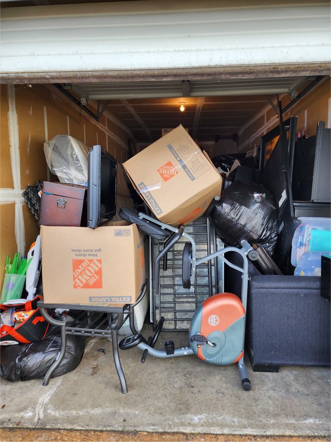 10 x 25 storage unit in Chehalis, WA