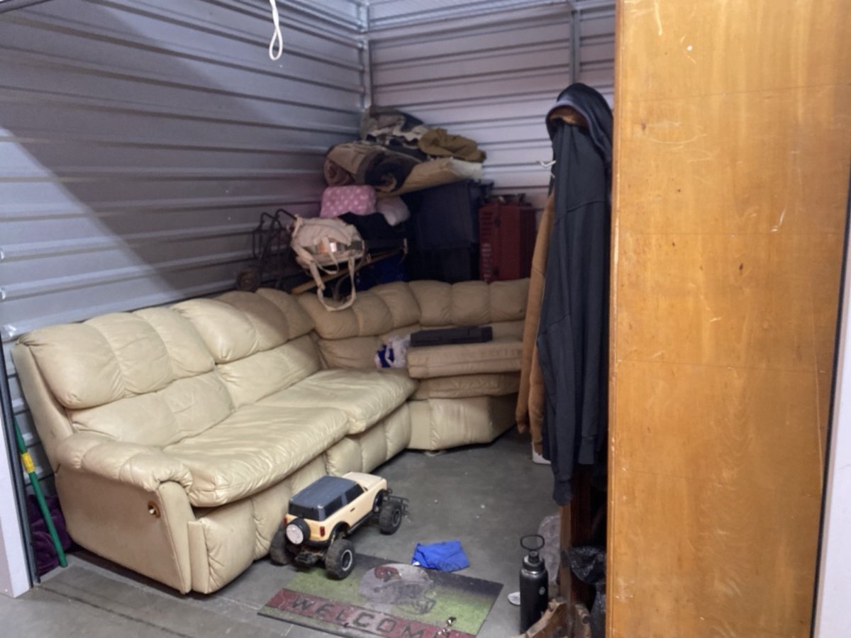 10 x 10 storage unit in Phoenix, AZ
