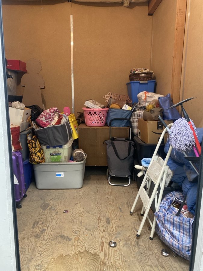 10 x 10 storage unit in Phoenix, AZ