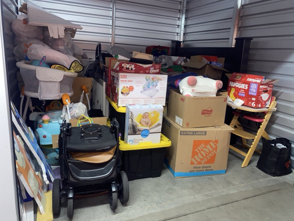 10 x 10 storage unit in Phoenix, AZ