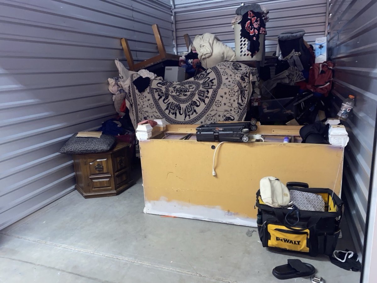 10 x 15 storage unit in Phoenix, AZ
