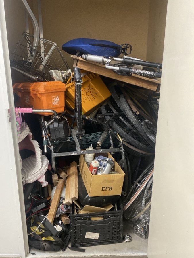 5 x 5 storage unit in Phoenix, AZ