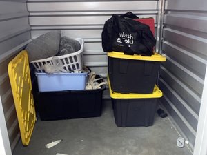 5 x 5 storage unit in Phoenix, AZ