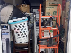 10 x 10 storage unit in Phoenix, AZ