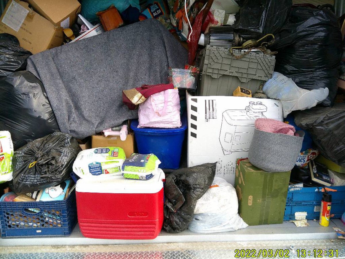 10 x 10 storage unit in Hemet, CA