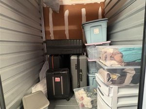 5 x 5 storage unit in Kailua Kona, HI
