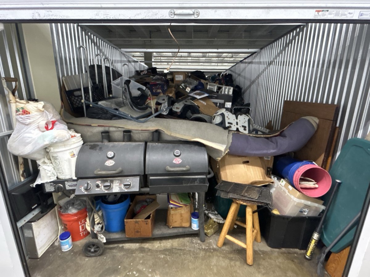 10 x 30 storage unit in Cincinnati, OH