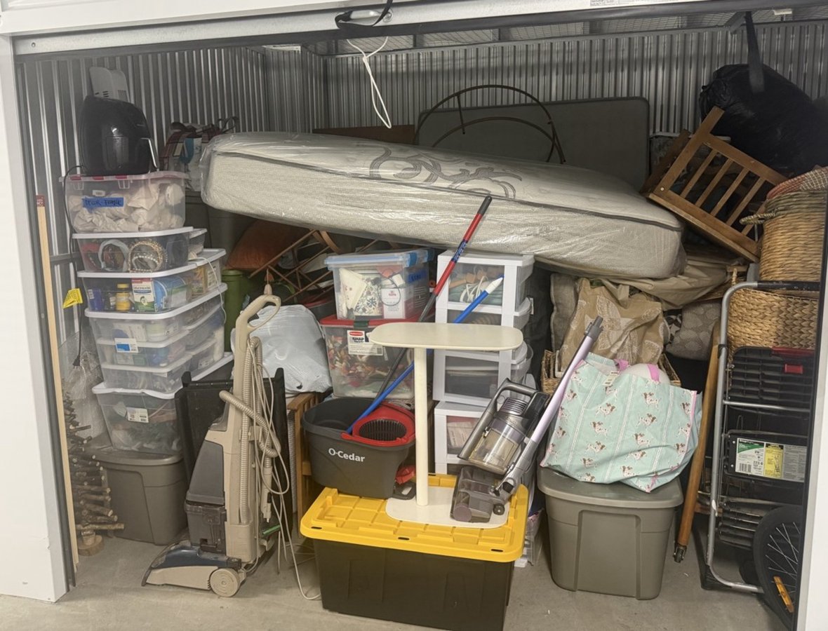 10 x 15 storage unit in Grandview Heights, OH