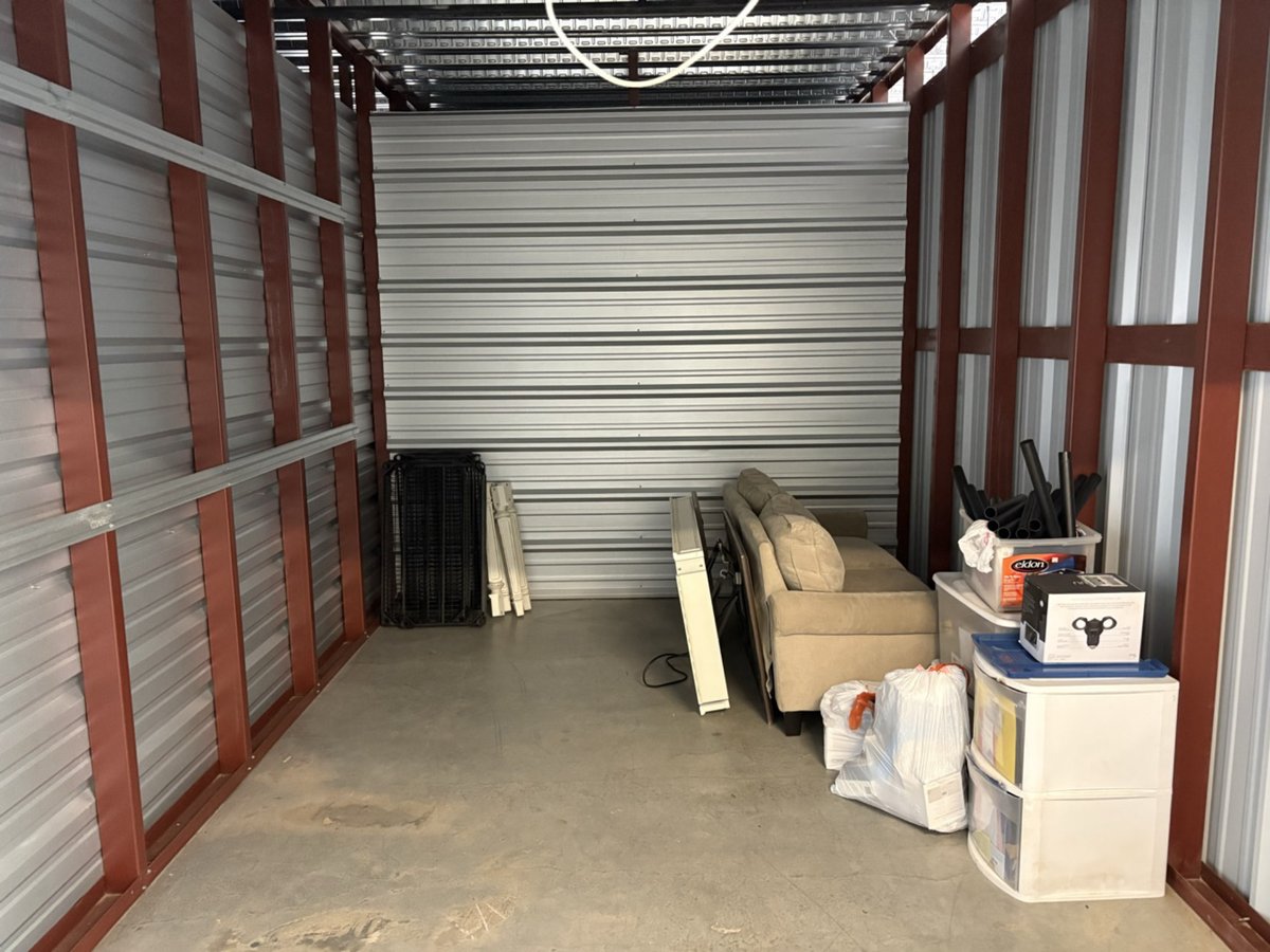 10 x 15 storage unit in Dublin, OH