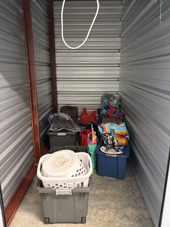5 x 10 storage unit in Dublin, OH