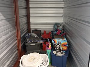 5 x 10 storage unit in Dublin, OH